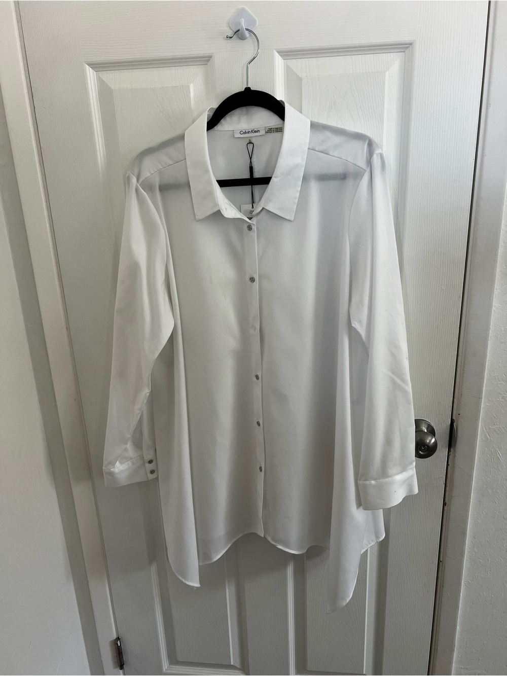 Calvin Klein Men's Classic White Button-Front Dress Shirt